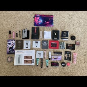 Beauty Bundle (35 samples + cosmetics bag)